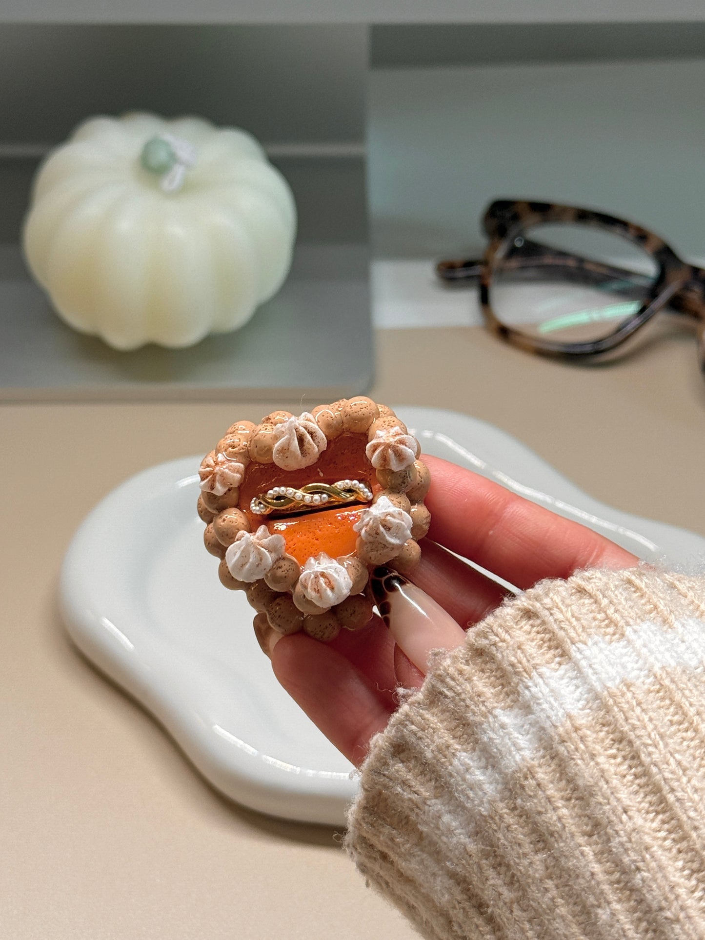 Pumpkin Pie Ring Holder