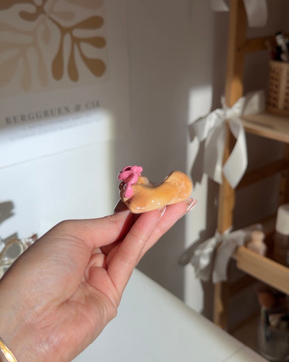 🥐🎀 Coquette Croissant Holder